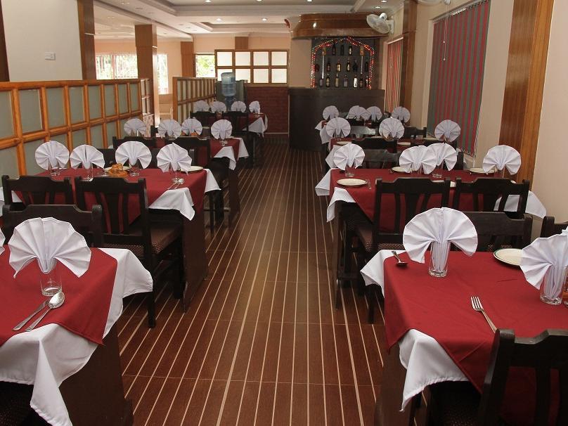 Hotel Center Lake Pokhara Exterior photo